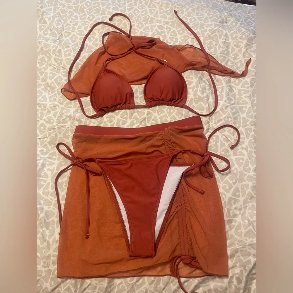 4 piece string cheeky bikini. NWOT - Picture 1 of 4